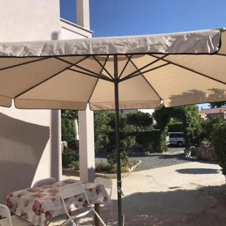 Apartmani Kastelan Barbat na Rabu Екстер'єр фото