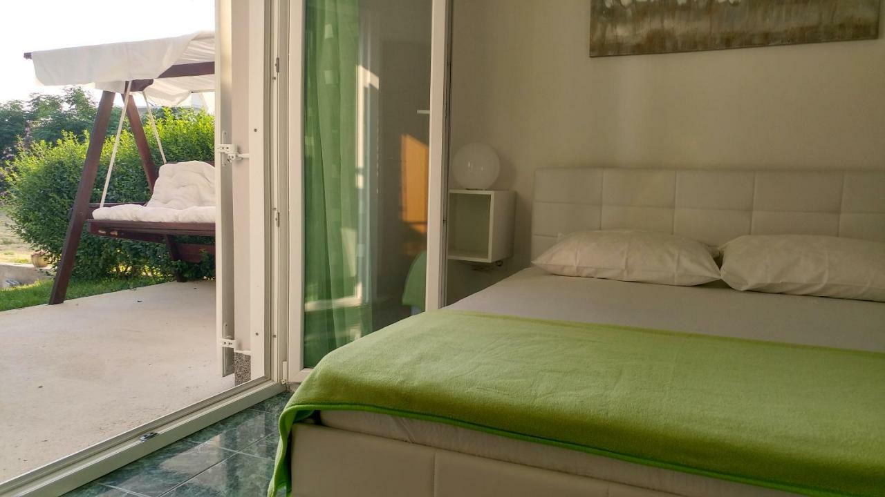 Apartmani Kastelan Barbat na Rabu Екстер'єр фото